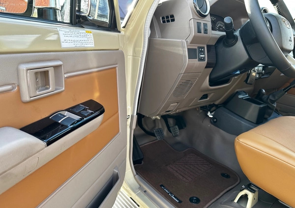 Toyota Land Cruiser cena 239000 przebieg: 25, rok produkcji 2022 z Wieleń małe 301